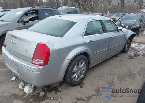 2009 Chrysler 300C Hemi from USA, damaged, VIN 2C3KA63T19H564882